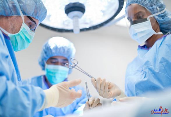 خصوصیات لباس سبز پزشک اتاق عمل